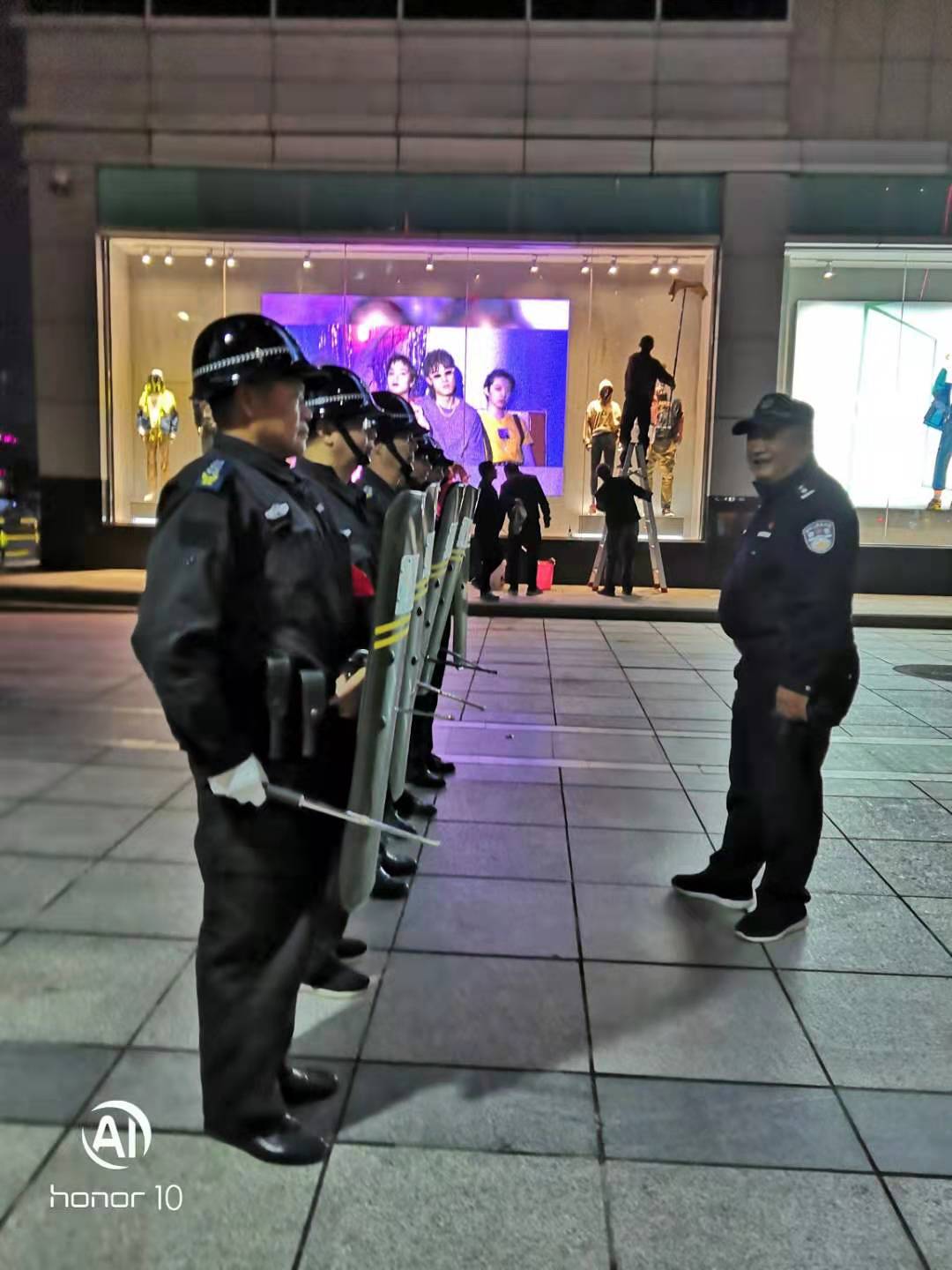 大家知道保安員是什么嗎？下面跟著襄陽(yáng)戎安的介紹一起了解下吧！